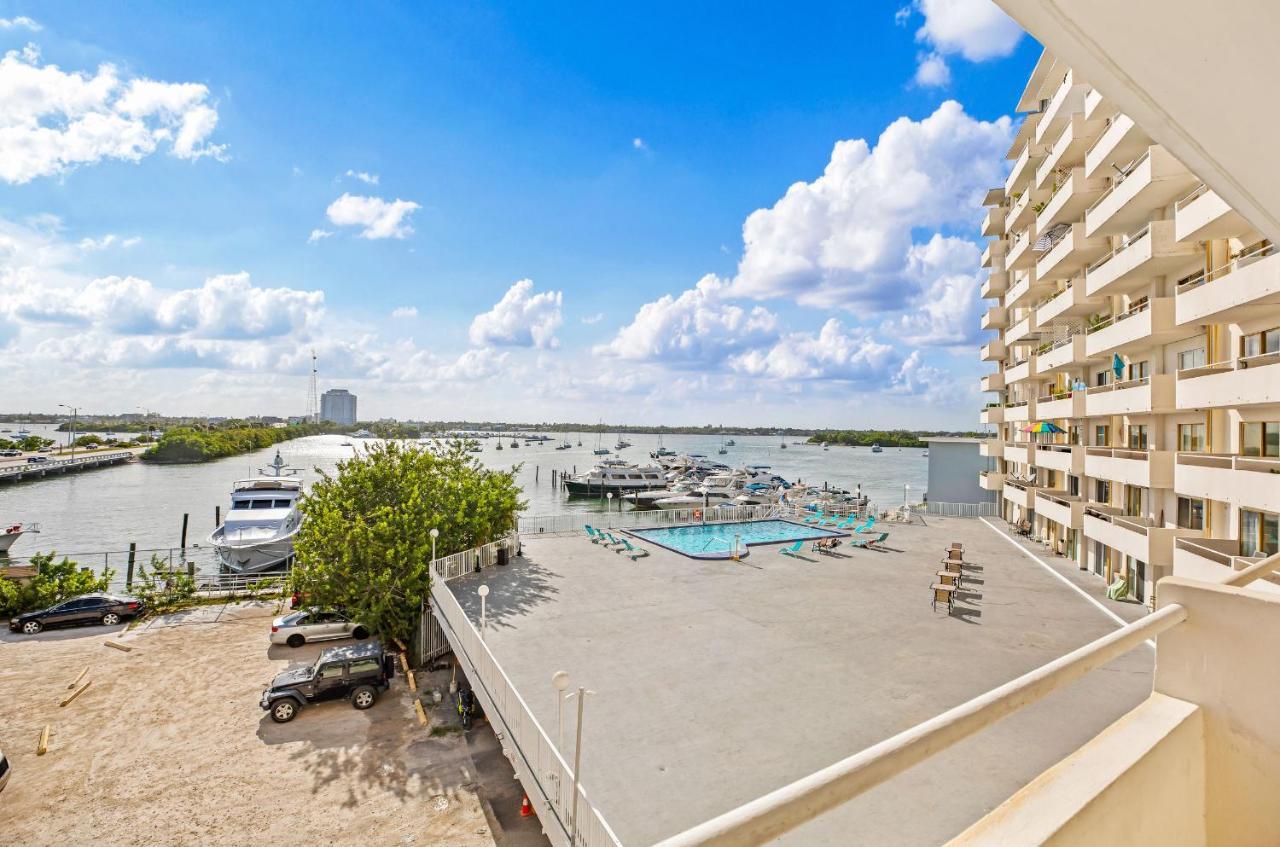 Beachy Studio-Apt In The Center Of Miami Μαϊάμι Μπιτς Εξωτερικό φωτογραφία